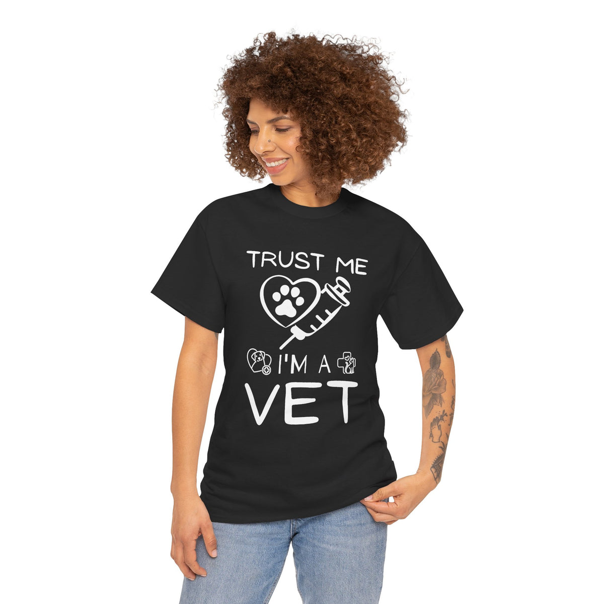 Vet T-Shirt "Trust Me I'm a Vet" – Cute Paw & Syringe Veterinary Tee