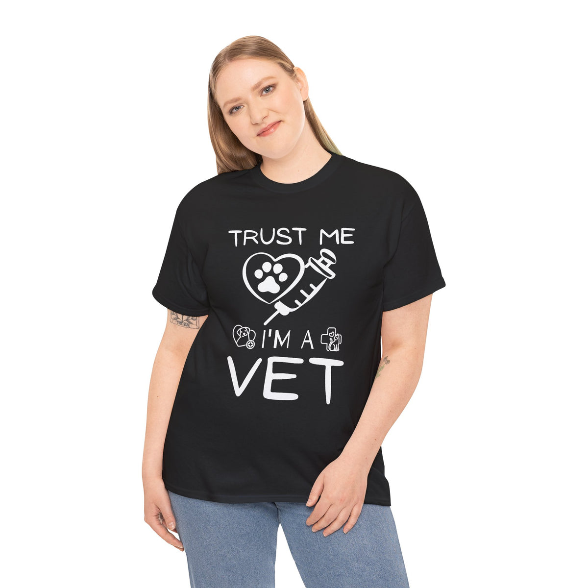Vet T-Shirt "Trust Me I'm a Vet" – Cute Paw & Syringe Veterinary Tee